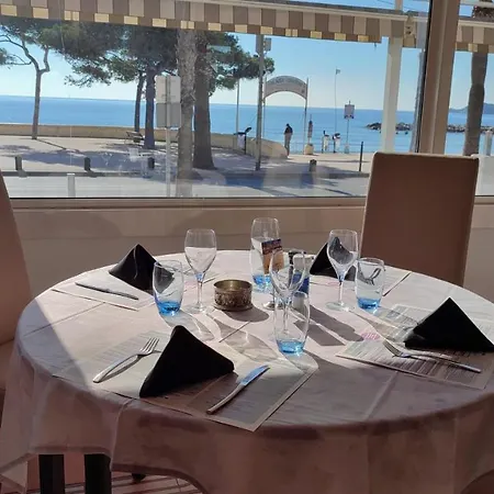 ホテル Restaurant Miramar L'orchidee ラシオタ