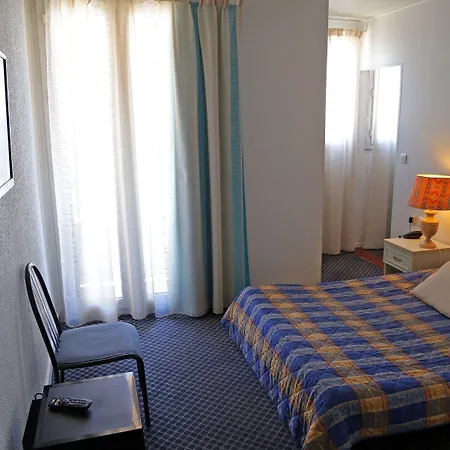 Hotel Restaurant Miramar L'Orchidee 2*