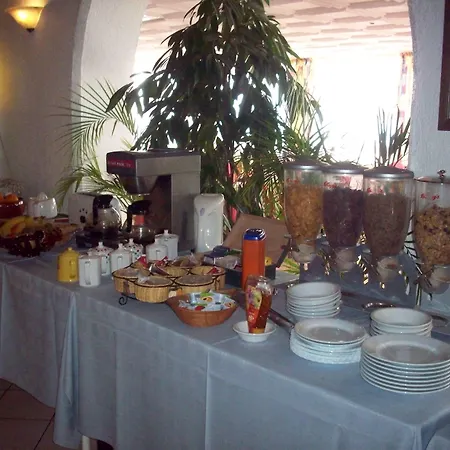 ホテル Restaurant Miramar L'orchidee 2*