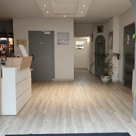 Hotel Restaurant Miramar L'Orchidee 2*