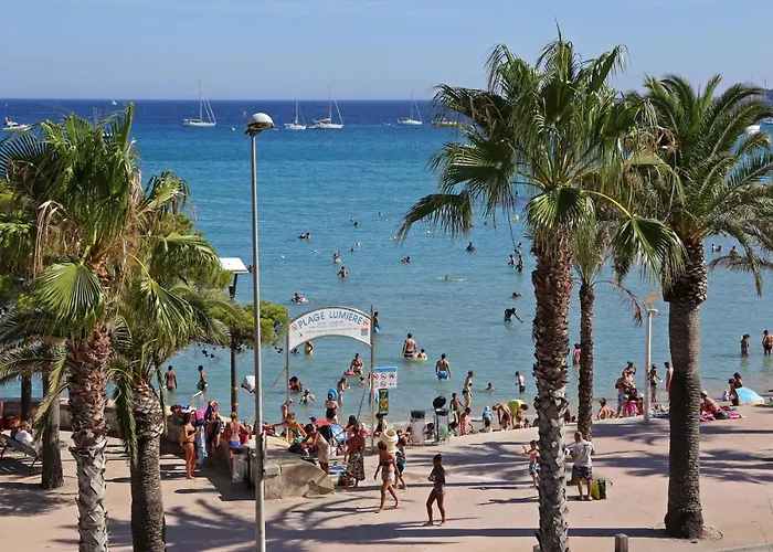 Hotel Restaurant Miramar L'Orchidee 2*