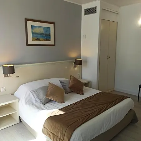 Hotel Restaurant Miramar L'Orchidee 2* La Ciotat