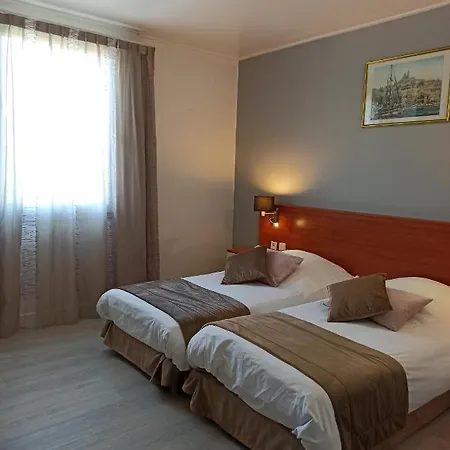 Hotel Restaurant Miramar L'Orchidee 2*